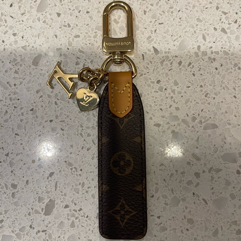 Louis Vuitton Cherished Tab Keyholder
